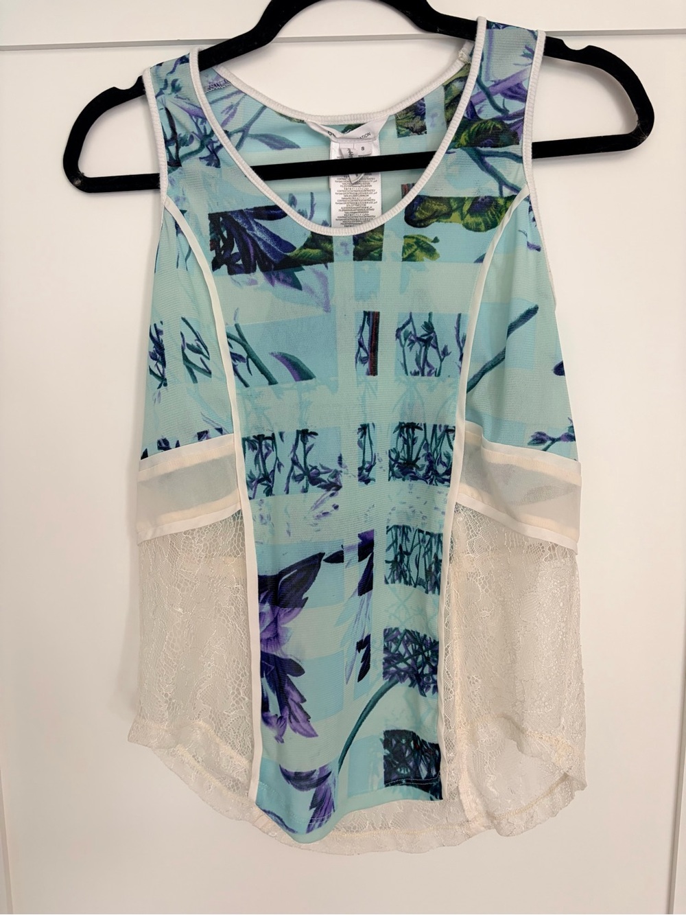🪻🩵 BCBGeneration Floral + Lace Panel Racer Tank